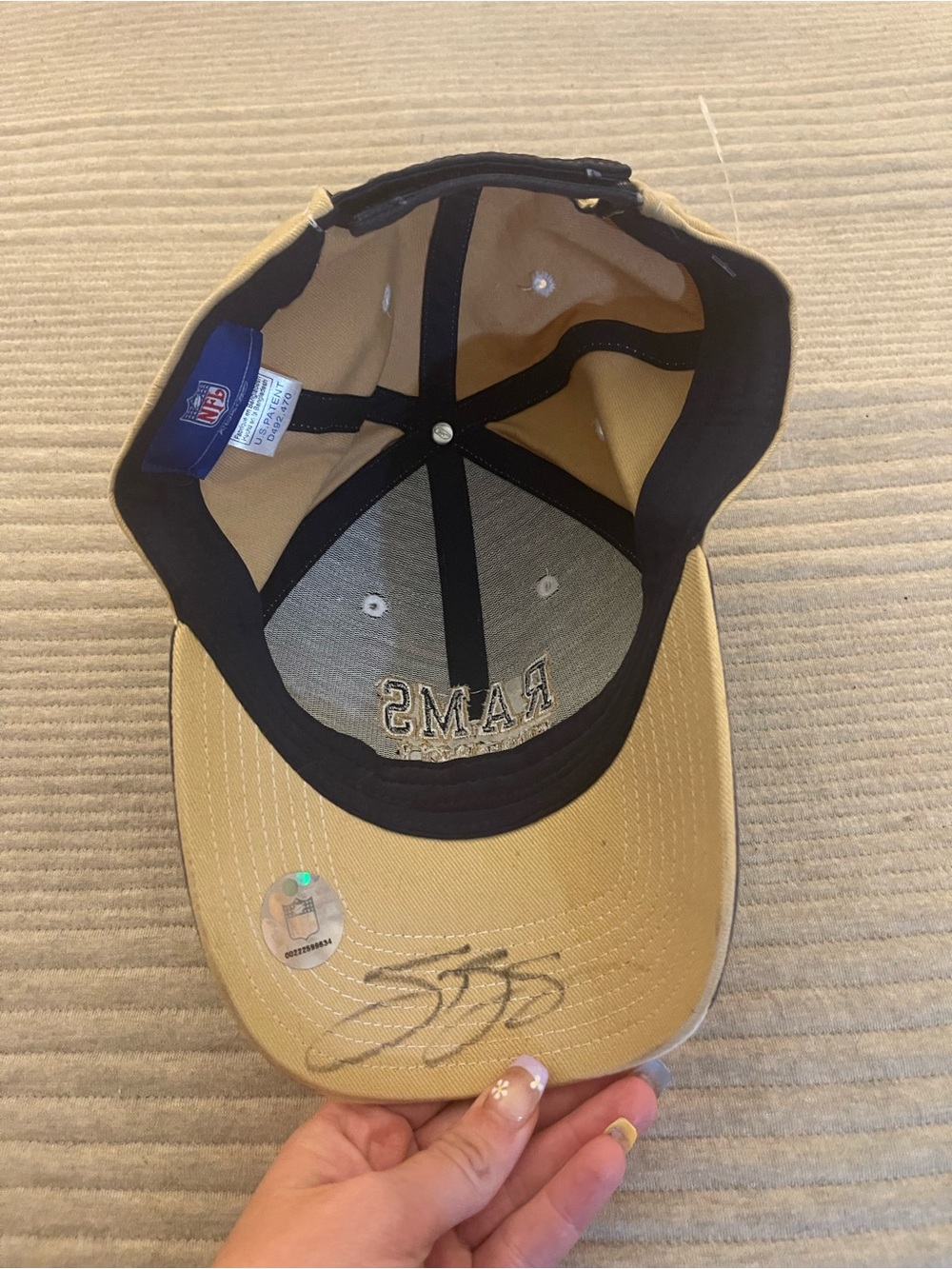 Reebok NFL Rams Football Hat Cap Tan Navy w/ Unidentified Autograph Signed - Picture 2 of 5